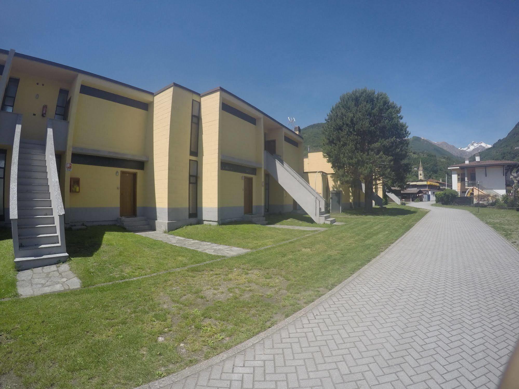 Camping Villaggio Paradiso Domaso Exterior photo